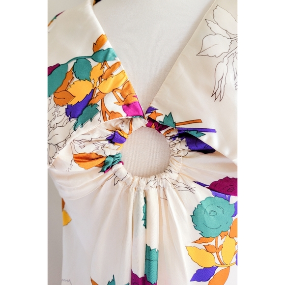 70s Satin Floral Winged Collar Keyhole Bust 1970s Handmade Vintage Maxi Dress - Picture 9 of 15